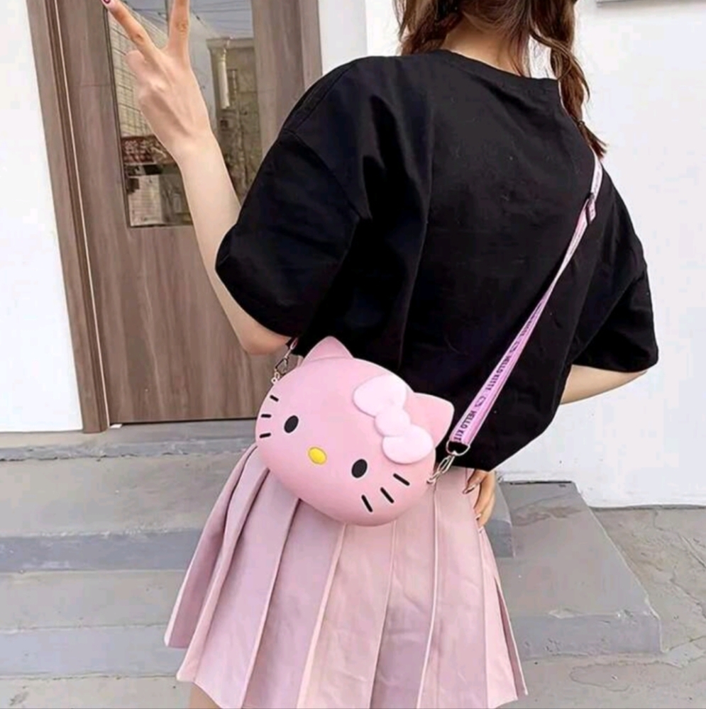 Hello Kitty Crossbody Purse